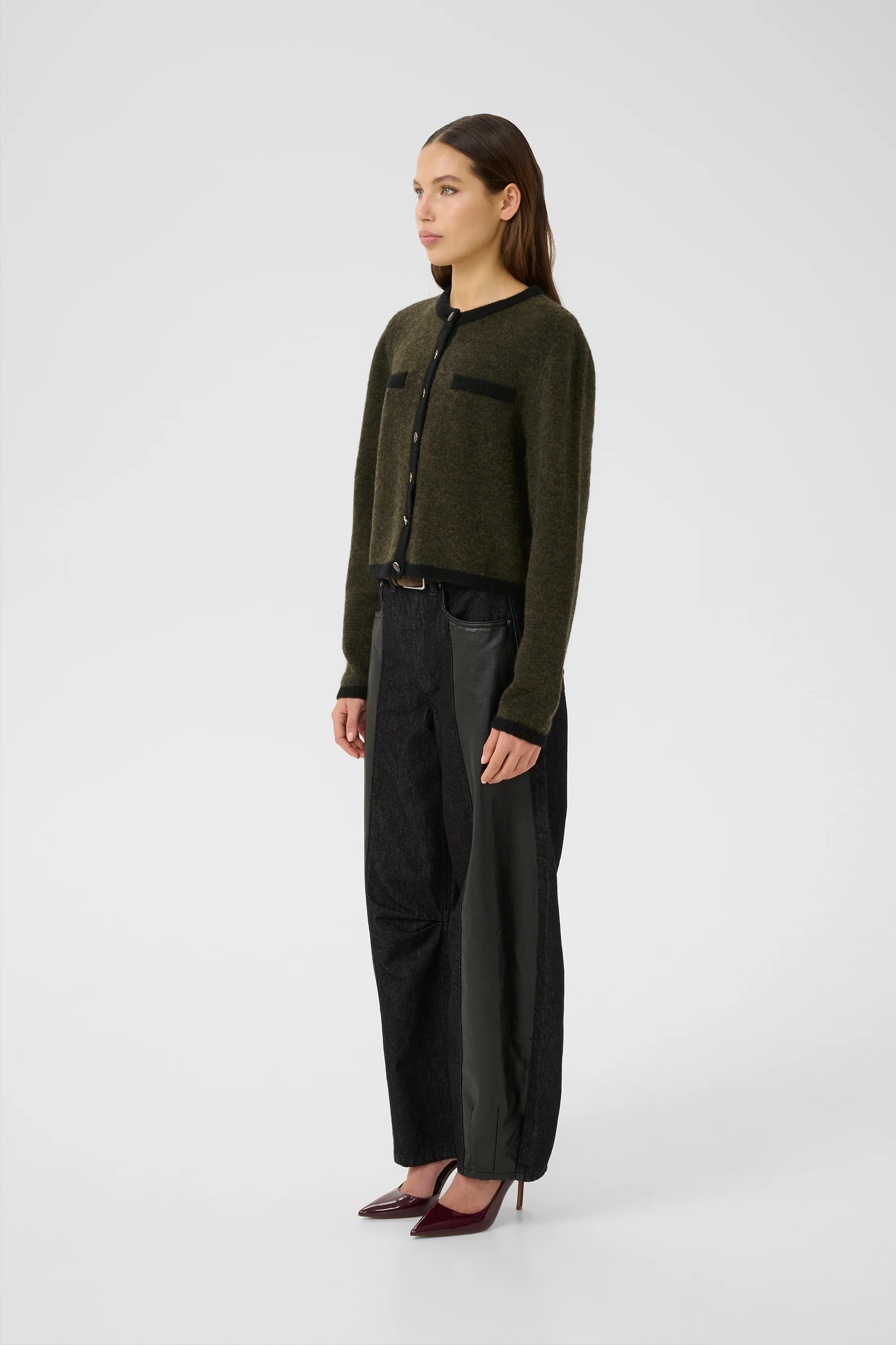 Gestuz Alpha Contrast Cardi - Olive - Image 5