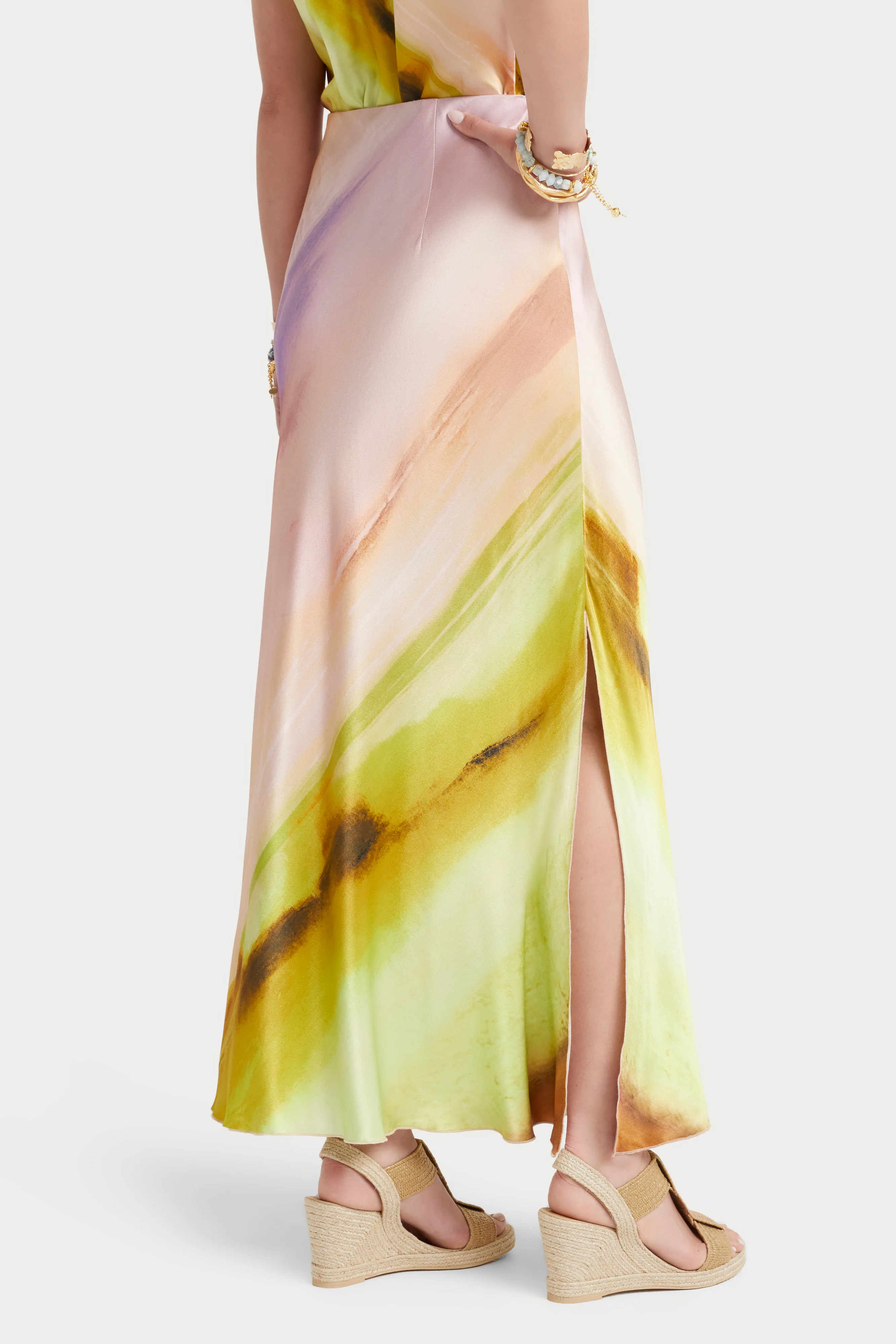 Husk Thira Skirt - Image 7